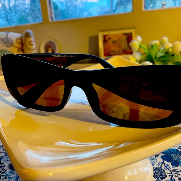 VERSACE. NWOT - Picture 5 of 10